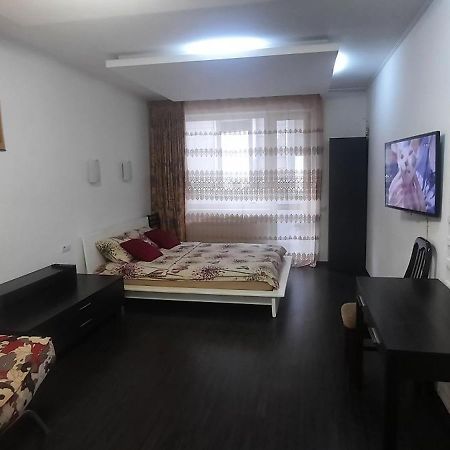 Шикарная 2К Квартира Центральный Парк Университет 70М Irpin Dış mekan fotoğraf