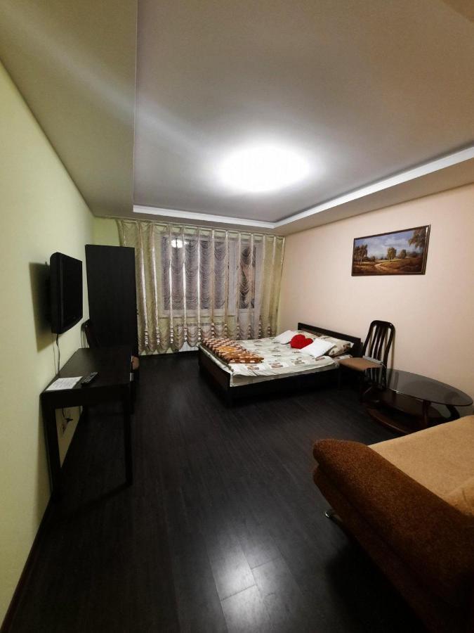 Шикарная 2К Квартира Центральный Парк Университет 70М Irpin Dış mekan fotoğraf